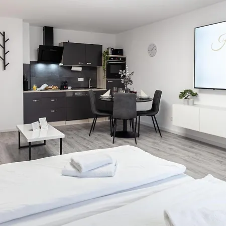 Holiday&stay, Stay, Kueche, 85zoll Tv, Wlan 公寓