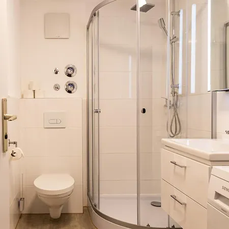 Holiday&stay, Stay, Kueche, 85zoll Tv, Wlan 韦因加尔滕